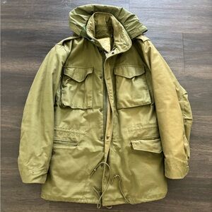 Vintage 1970 M65 Vietnam War Field Coat Jacket Men Medium Cold Weather Hood